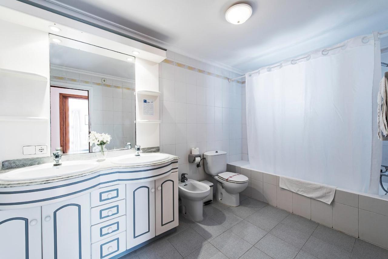 Apartamentos Es Cane Es Cana Exterior foto
