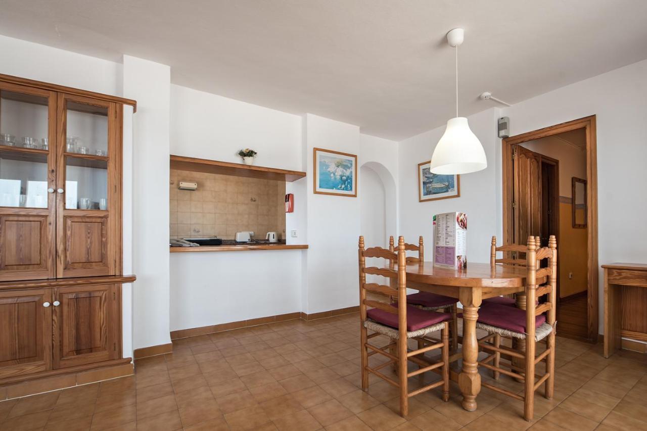 Apartamentos Es Cane Es Cana Exterior foto